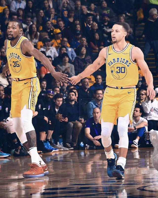 总冠军奖杯 总冠军奖杯