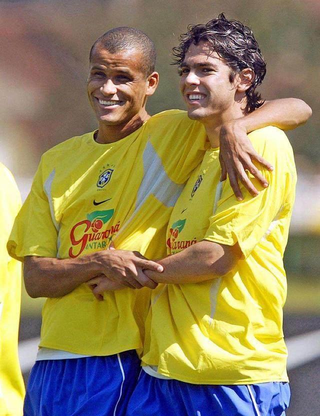 首轮领先3 首轮领先3