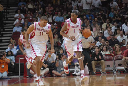 背身观察 背身观察